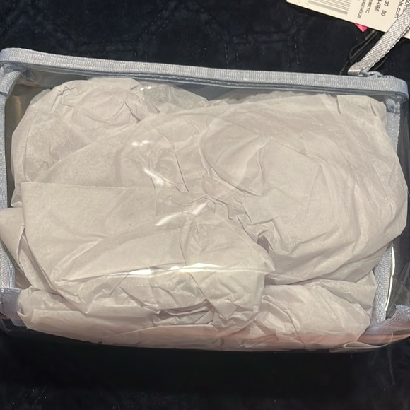 Vera Bradley Powered by Totes Clear Cosmetic Bag - Picture 4 of 6